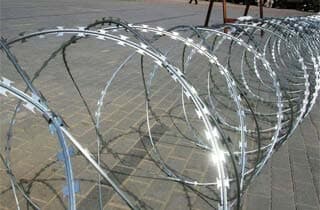 Concertina Razor Wire Coils/Concertina Wire: (3clips or 5clips/coil)