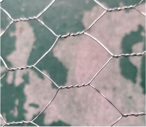 Hexagonal Wire Mesh As Facing For Insulation Blanket